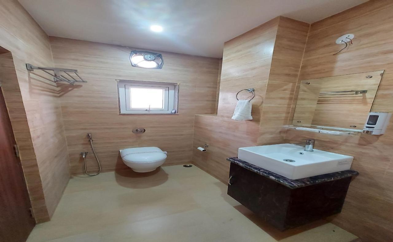 Hotel Bliss Jorhat Bagian luar foto