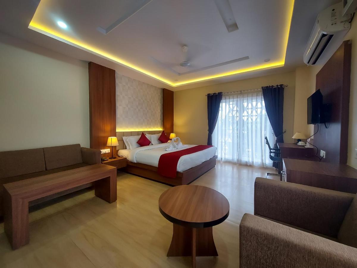Hotel Bliss Jorhat Bagian luar foto