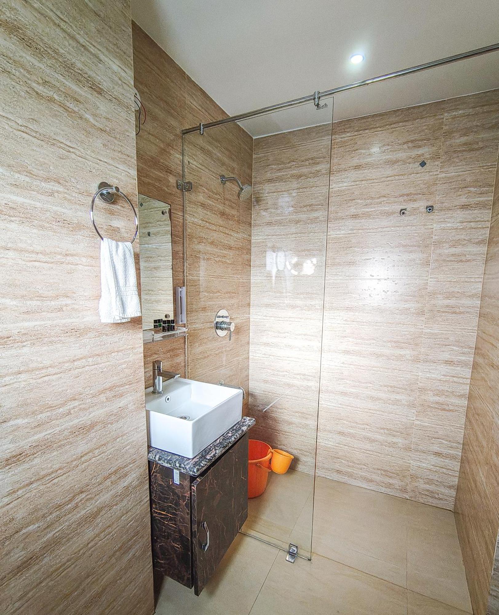 Hotel Bliss Jorhat Bagian luar foto